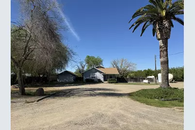 1613 Fig Avenue, Patterson, CA 95363 - Photo 12