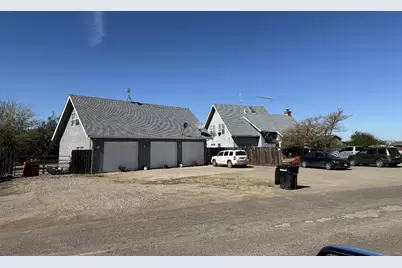 1613 Fig Avenue, Patterson, CA 95363 - Photo 2