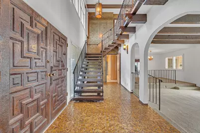 2506 Kenmore Court, Modesto, CA 95355 - Photo 6