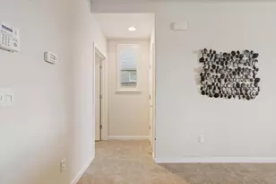 3040 Village Plaza Dr, Roseville, CA 95747 - Photo 12