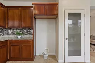 3040 Village Plaza Dr, Roseville, CA 95747 - Photo 18