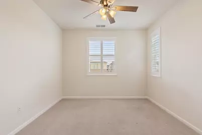 3040 Village Plaza Drive, Roseville, CA 95747 - Photo 26