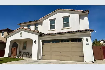 2767 Round Tree Way, Manteca, CA 95337 - Photo 2