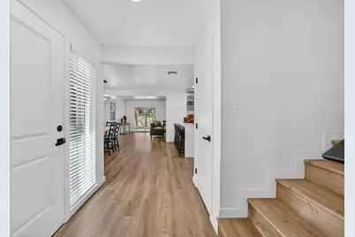 27 Park West Court, Sacramento, CA 95831 - Photo 16