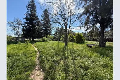 8035 Bucks Harbor Way, Sacramento, CA 95828 - Photo 12