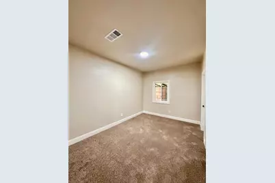 717 Parnell Avenue, Turlock, CA 95380 - Photo 16