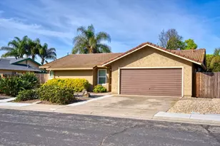 1859 Elmwood Ln, Manteca, CA 95336 - Photo 4