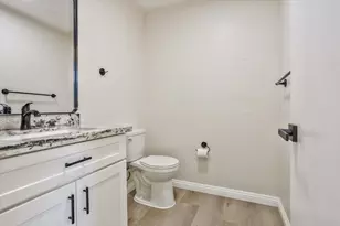 5481 Muskingham Way, Sacramento, CA 95823 - Photo 20