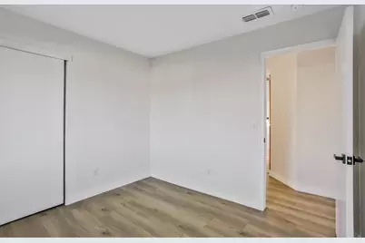 5481 Muskingham Way, Sacramento, CA 95823 - Photo 34