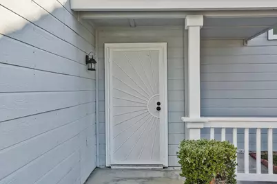 5481 Muskingham Way, Sacramento, CA 95823 - Photo 8