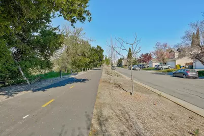 5481 Muskingham Way, Sacramento, CA 95823 - Photo 44