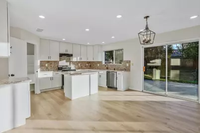 5481 Muskingham Way, Sacramento, CA 95823 - Photo 10