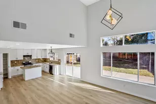 5481 Muskingham Way, Sacramento, CA 95823 - Photo 22