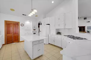 1721 Starr St, Yuba City, CA 95993 - Photo 16