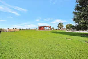 1721 Starr St, Yuba City, CA 95993 - Photo 74