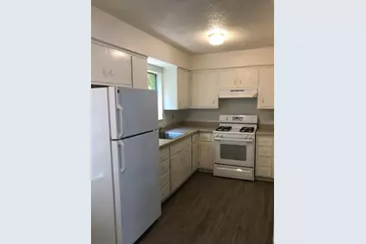 220 E Elm Street, Lodi, CA 95240 - Photo 8