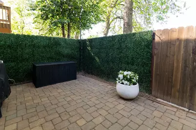 2672 Rio Bravo Circle, Sacramento, CA 95826 - Photo 24