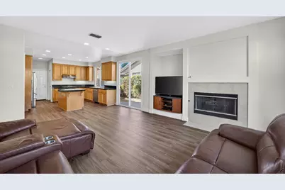 9953 W Taron Drive, Elk Grove, CA 95757 - Photo 18