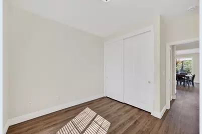 9953 W Taron Drive, Elk Grove, CA 95757 - Photo 8