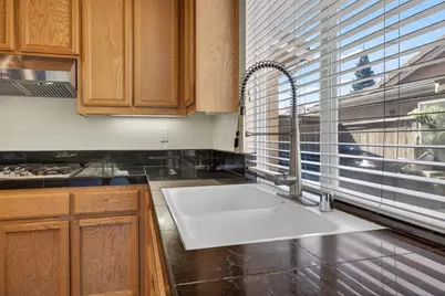 9953 W Taron Drive, Elk Grove, CA 95757 - Photo 20