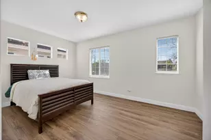 9953 W Taron Dr, Elk Grove, CA 95757 - Photo 32