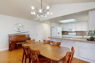 1098 Gilliland Dr, Yuba City, CA 95991 - Photo 14