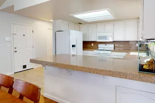 1098 Gilliland Dr, Yuba City, CA 95991 - Photo 20