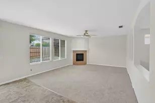 4609 Welera Way, Elk Grove, CA 95757 - Photo 6