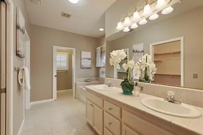 2501 Leonatus Avenue, Modesto, CA 95355 - Photo 40