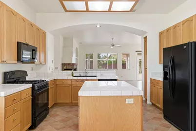 8087 Bothwell Drive, Sacramento, CA 95829 - Photo 16