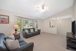 609 Willow Creek Dr, Folsom, CA 95630 - Photo 6