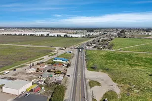 2222 Vierra Rd, Lathrop, CA 95330 - Photo 6