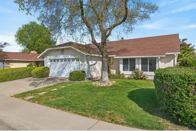 9077 Bramble Trail Way, Sacramento, CA 95826 - Photo 2
