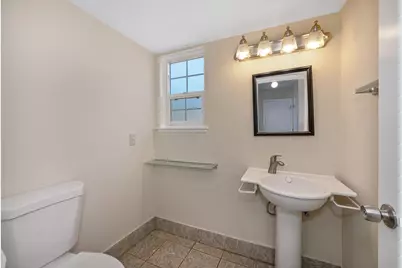 8954 Park Trail Drive, Elk Grove, CA 95624 - Photo 38