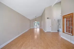 8954 Park Trail Dr, Elk Grove, CA 95624 - Photo 4