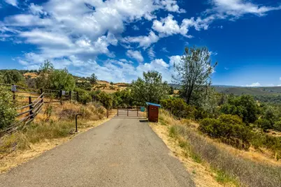 8489 White Hawk Road, Shingle Springs, CA 95682 - Photo 2