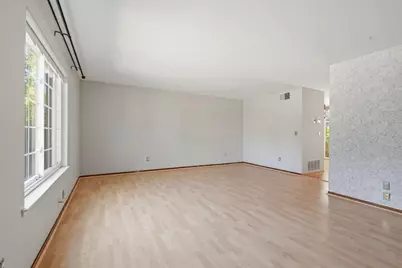 3923 Oak Villa Circle, Carmichael, CA 95608 - Photo 4