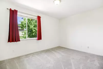 9465 Mainline Drive, Elk Grove, CA 95624 - Photo 36