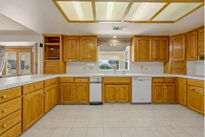 2394 E South Bear Creek Drive, Merced, CA 95340 - Photo 46