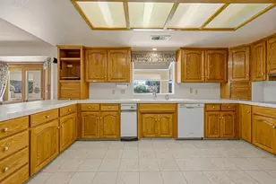 2394 E South Bear Creek Dr, Merced, CA 95340 - Photo 46