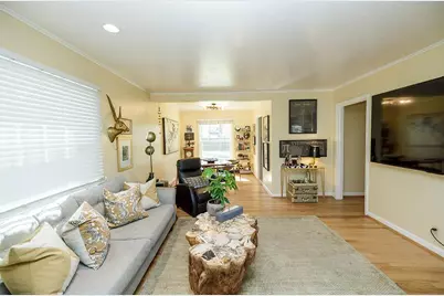 1424 W Roseburg Avenue, Modesto, CA 95350 - Photo 12