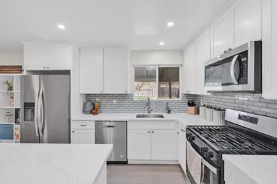 9427 Achates Circle, Sacramento, CA 95826 - Photo 10