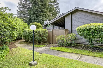 413 E Ranch Road, Sacramento, CA 95825 - Photo 2