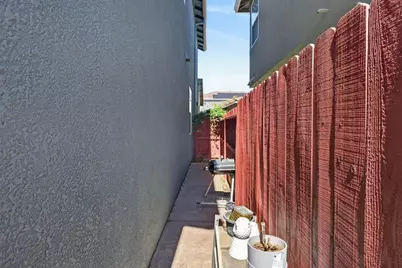 9058 Albarino Way, Sacramento, CA 95829 - Photo 54