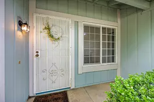 9088 Bramble Trail Way, Sacramento, CA 95826 - Photo 4
