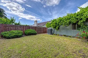 9088 Bramble Trail Way, Sacramento, CA 95826 - Photo 22