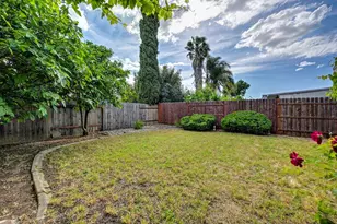 9088 Bramble Trail Way, Sacramento, CA 95826 - Photo 24