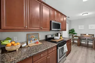 8598 New Valley Way, Sacramento, CA 95828 - Photo 18