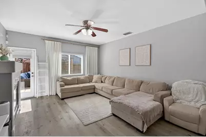 8598 New Valley Way, Sacramento, CA 95828 - Photo 22
