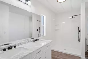 S Carpenter Rd, Modesto, CA 95351 - Photo 16